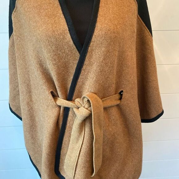 Lulla Collection Shawl Wrap OS - Picture 4 of 11